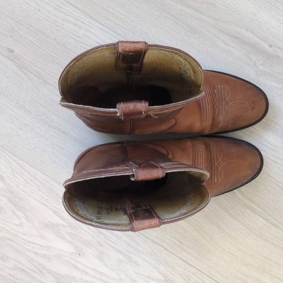 Tony Lama Western Cowboy Boots - Picture 9 of 15